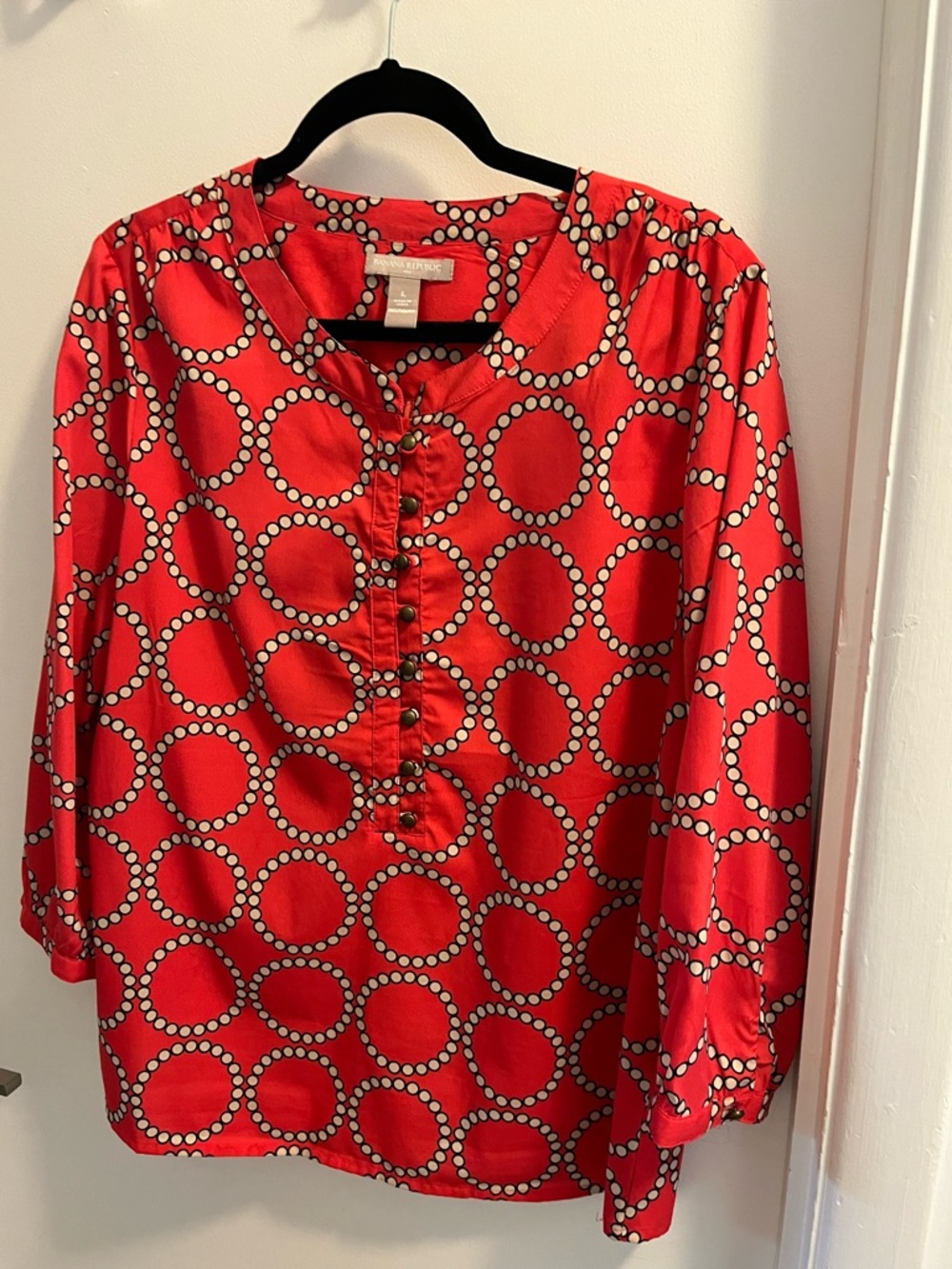 Banana Republic Pink and White Circular-Print Button-Front Blouse